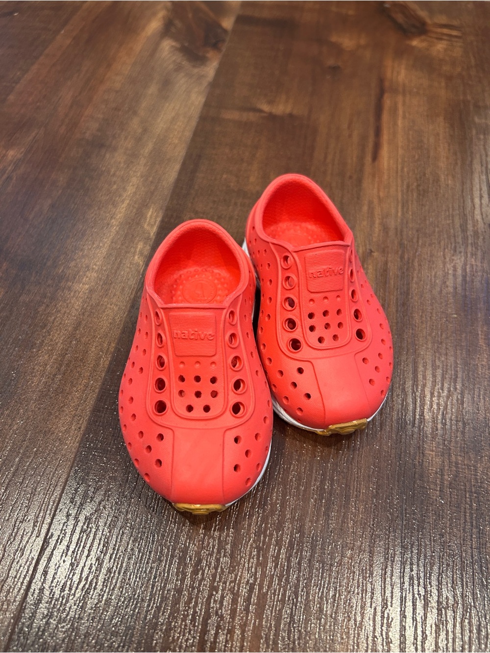 Native Kids Water Shoe in Bright Coral Red